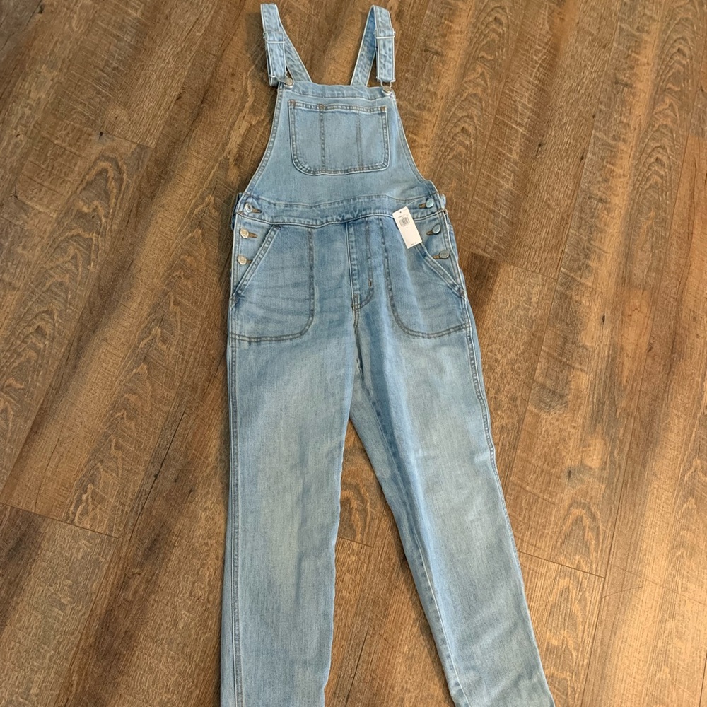 Women’s overalls.